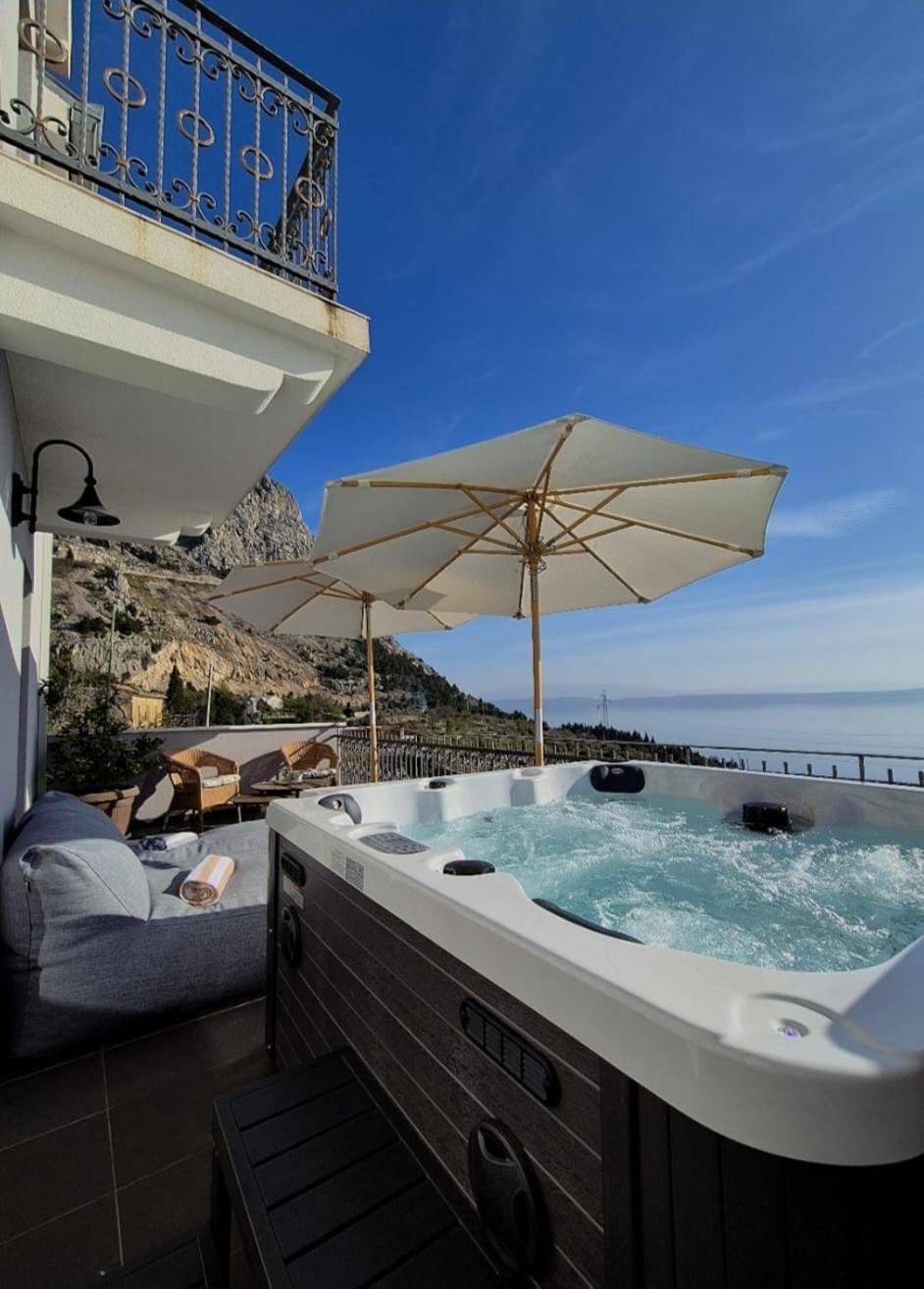 Holliday Home Alida With Jacuzzi Podgora Eksteriør bilde